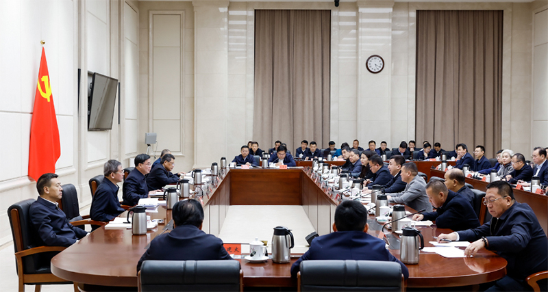 众邦电缆集团有限公司董事长参加全省民营企业座谈会照片实拍 众邦电缆集团有限公司董事长参加全省民营企业座谈会